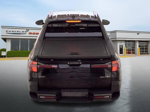 Phantom Black 2025 Hyundai SANTA CRUZ XRT