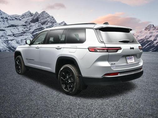 Silver Zynith 2026 Jeep Grand Cherokee L Altitude