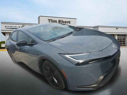 2025 Toyota Prius LE