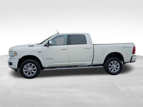 2019 RAM 2500 Laramie Crew Cab 4x4 6'4' Box