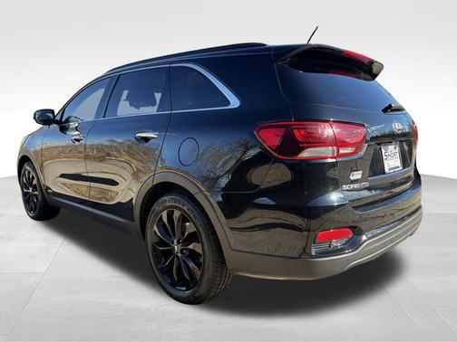2019 Kia Sorento S