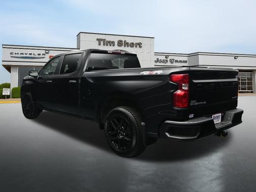 Black 2024 Chevrolet Silverado 1500 Custom
