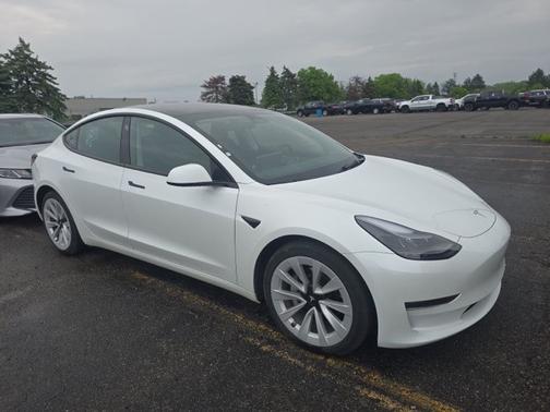 2023 Tesla Model 3 Base