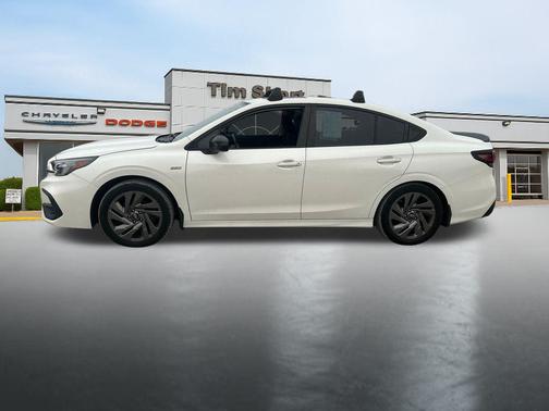 2023 Subaru Legacy Sport