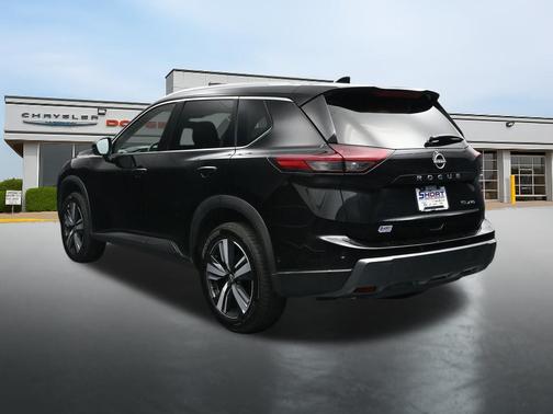 Super Black 2026 Nissan Rogue SL