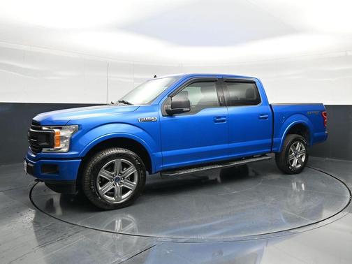Velocity Blue Metallic 2020 Ford F-150 XLT