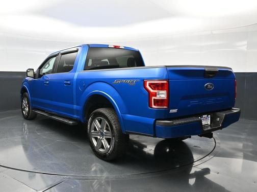 Velocity Blue Metallic 2020 Ford F-150 XLT