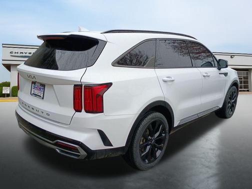 2022 Kia Sorento SX