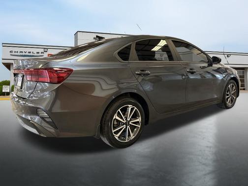 Gravity Gray 2022 Kia Forte LXS