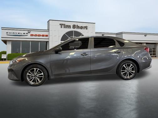 Gravity Gray 2022 Kia Forte LXS
