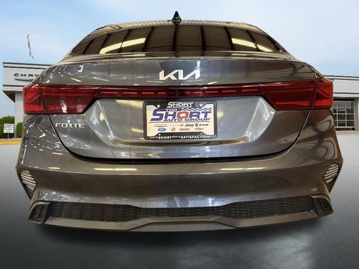 Gravity Gray 2022 Kia Forte LXS