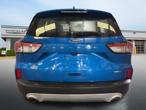 Velocity Blue Metallic 2020 Ford Escape S
