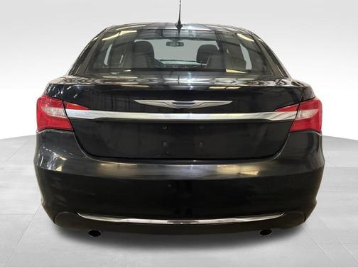 2013 Chrysler 200 Limited