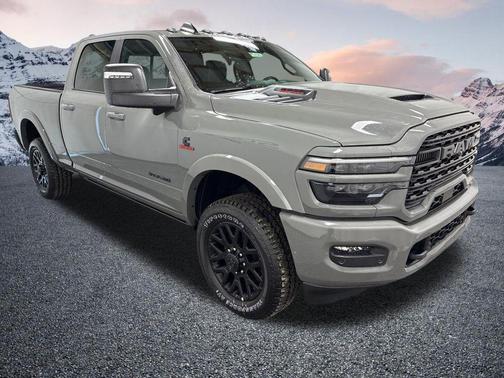 Ceramic Gray Clearcoat 2026 RAM 2500 Limited Crew Cab 4x4 6'4' Box