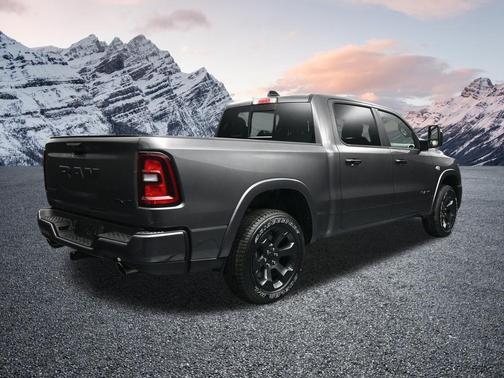 Granite Crystal Metallic Clearcoat 2026 RAM 1500 Big Horn/Lone Star