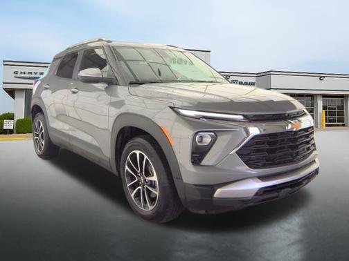 Sterling Gray Metallic 2025 Chevrolet Trailblazer LT