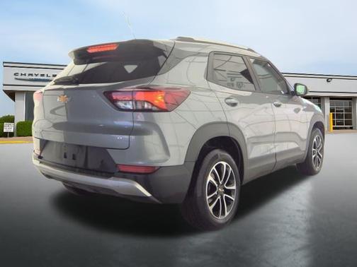 Sterling Gray Metallic 2025 Chevrolet Trailblazer LT