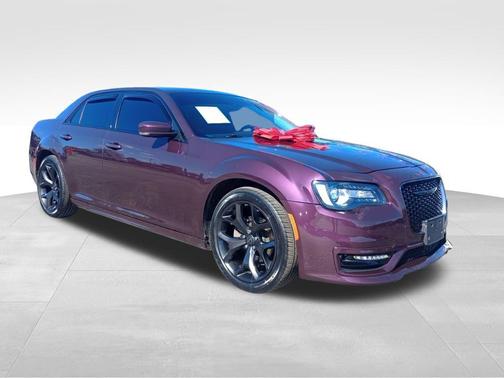 2021 Chrysler 300 Touring