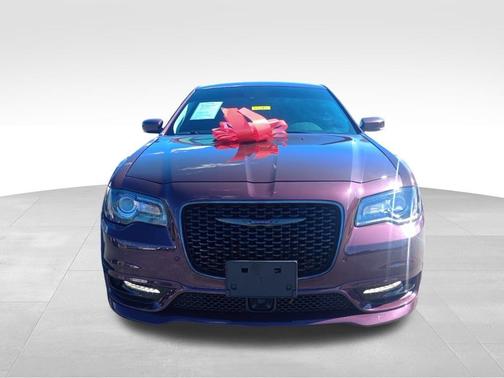 2021 Chrysler 300 Touring