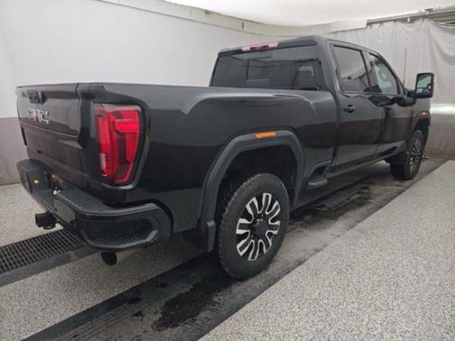 2022 GMC Sierra 2500 AT4