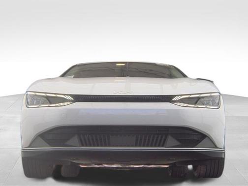 2024 Kia EV6 Light