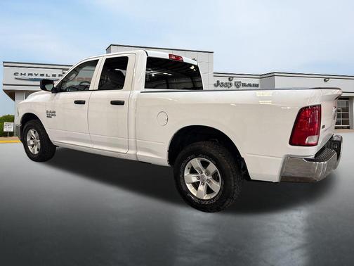 Bright White Clearcoat 2024 RAM 1500 Classic SLT