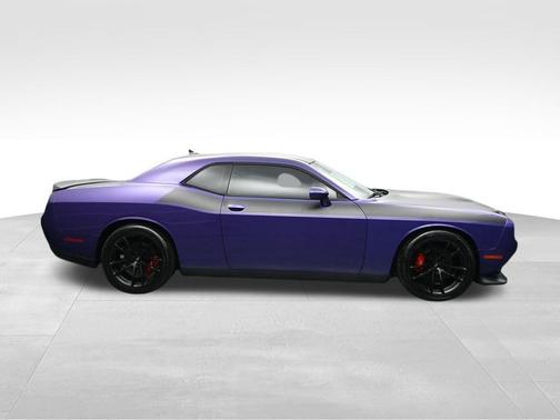 Plum Crazy Pearlcoat 2019 Dodge Challenger R/T Scat Pack
