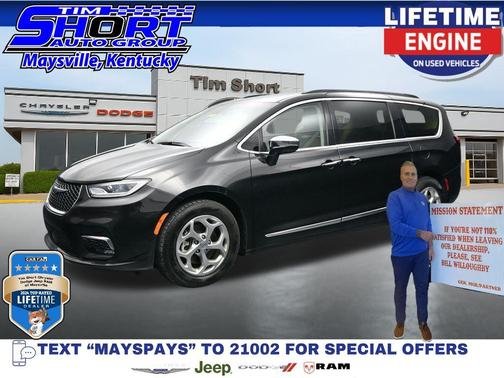 Brilliant Black Crystal Pearlcoat 2023 Chrysler Pacifica Limited