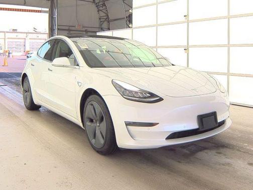 2020 Tesla Model 3 Standard Range