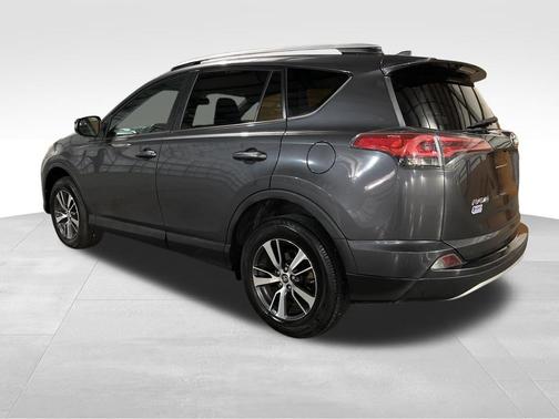 Magnetic Gray Metallic 2016 Toyota RAV4 XLE