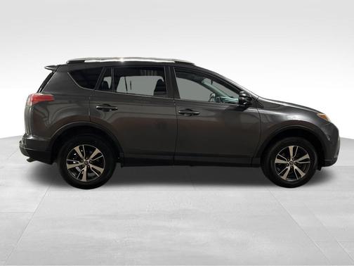 Magnetic Gray Metallic 2016 Toyota RAV4 XLE