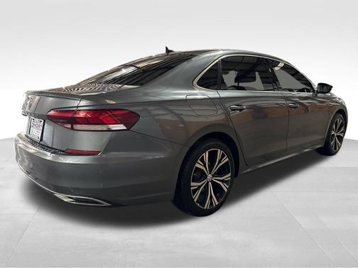 2021 Volkswagen Passat 2.0T SE