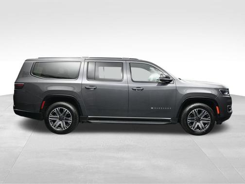 Baltic Gray Metallic Clearcoat 2024 Jeep Wagoneer L Series II 4x4