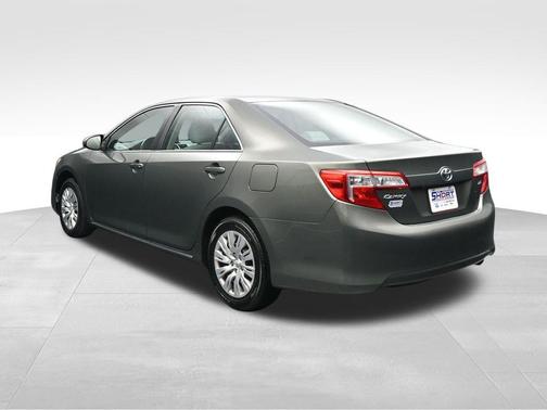 Cypress Pearl 2014 Toyota Camry LE