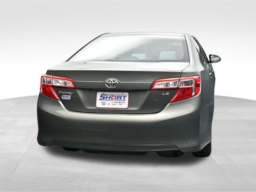 Cypress Pearl 2014 Toyota Camry LE