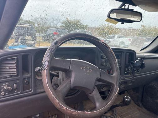 2004 Chevrolet Silverado 1500 Work Truck