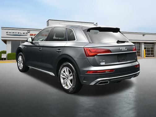Daytona Gray Pearl Effect 2022 Audi Q5 45 S line Premium