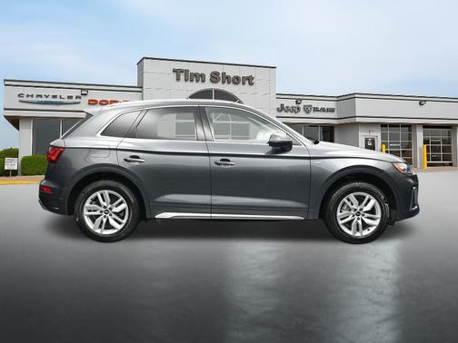 Daytona Gray Pearl Effect 2022 Audi Q5 45 S line Premium