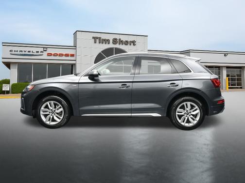 Daytona Gray Pearl Effect 2022 Audi Q5 45 S line Premium