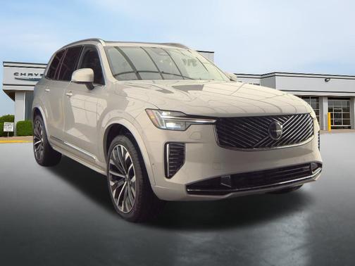 2025 Volvo XC90 B6 Plus 7-Seater