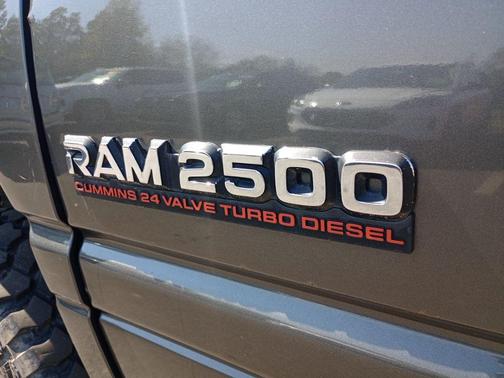 2002 Dodge Ram 2500 Base