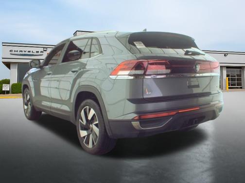 2025 Volkswagen Atlas Cross Sport 2.0T SE w/Technology 4MOTION