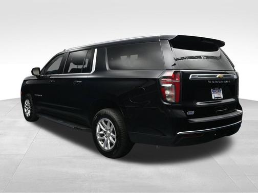 Black 2022 Chevrolet Suburban LT