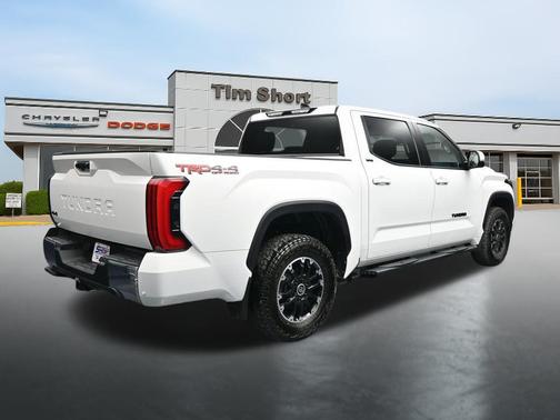 White 2022 Toyota Tundra SR5