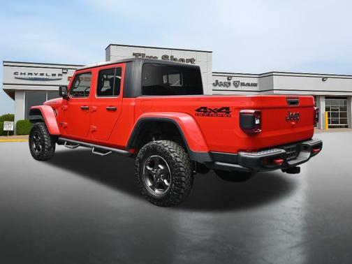 Firecracker Red Clearcoat 2020 Jeep Gladiator Rubicon