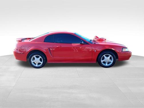 2003 Ford Mustang Base