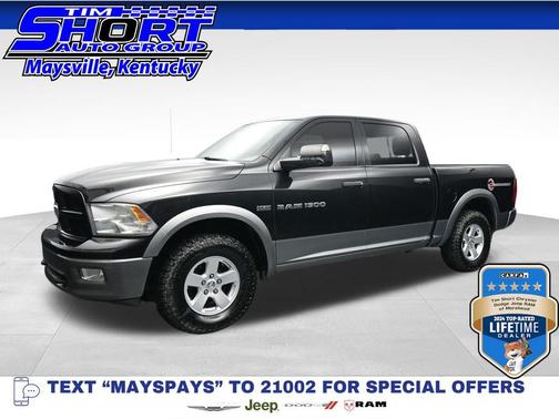 Brilliant Black Crystal Pearlcoat 2011 Dodge Ram 1500 SLT