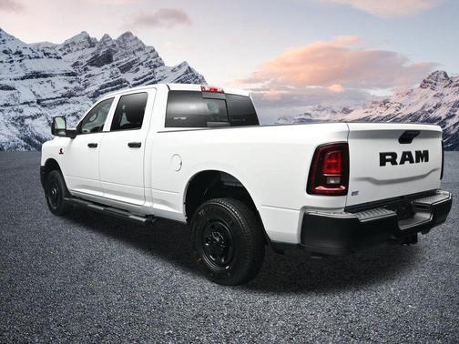 Bright White Clearcoat 2026 RAM 2500 Tradesman Crew Cab 4x2 6'4' Box
