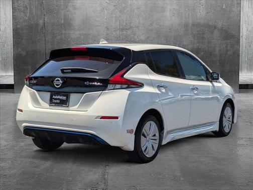 2022 Nissan Leaf S 40 kWh
