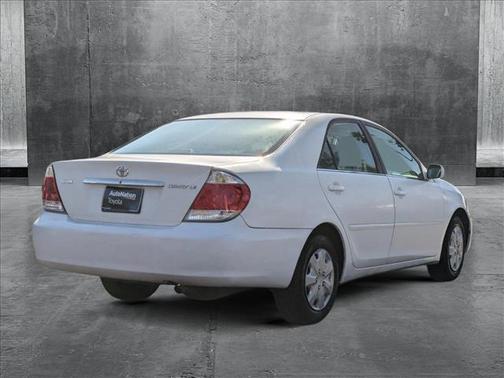 2006 Toyota Camry LE